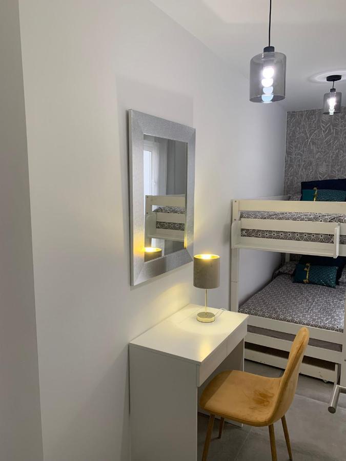 Los Boliches Holidays Suites Fuengirola Exteriör bild