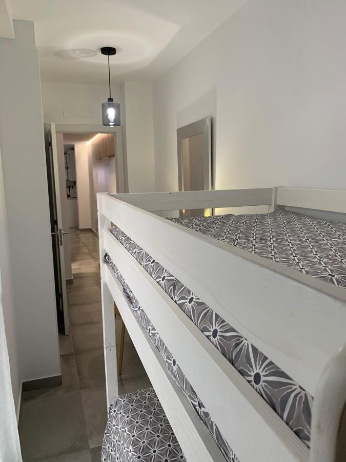 Los Boliches Holidays Suites Fuengirola Exteriör bild