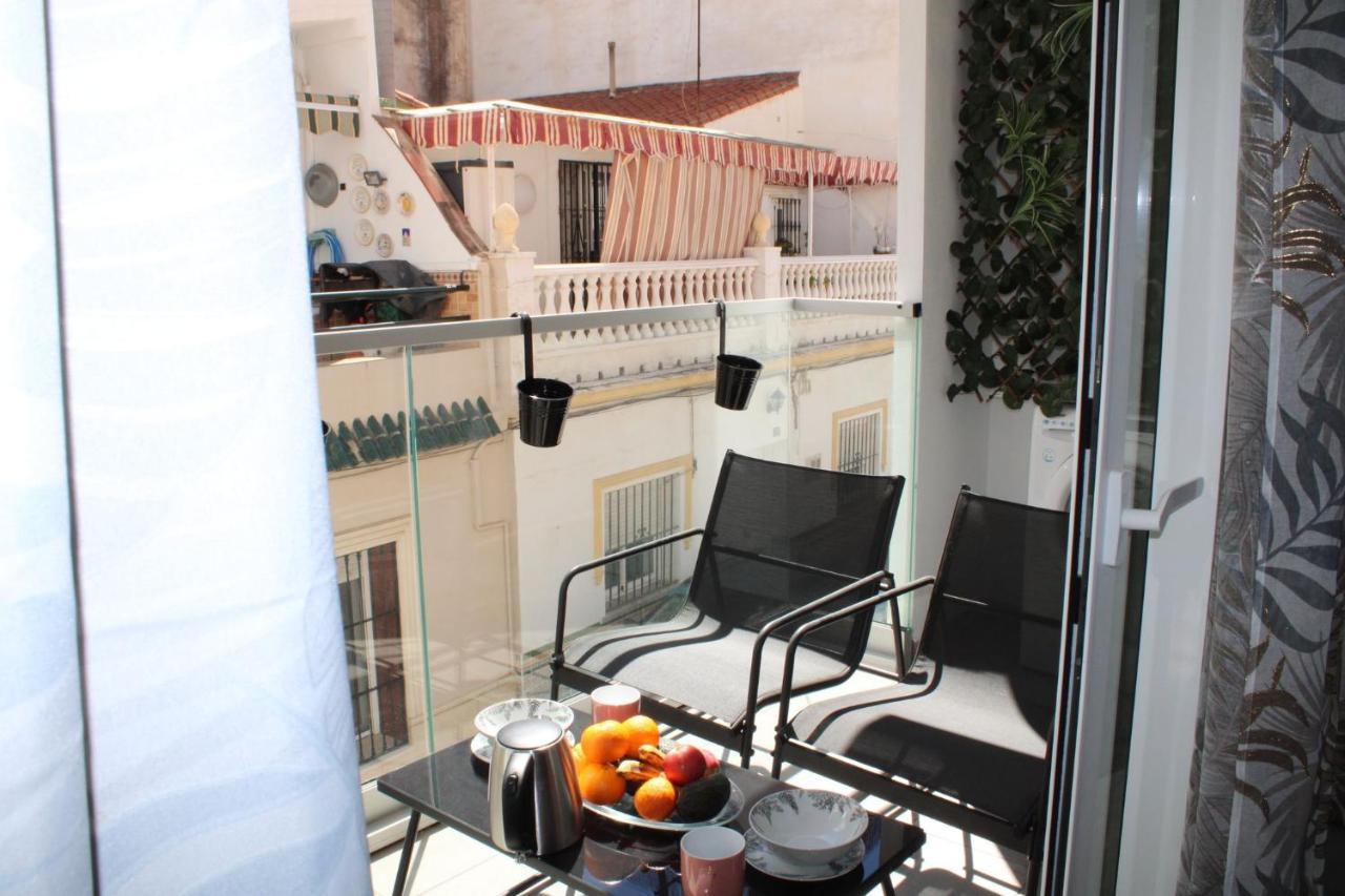 Los Boliches Holidays Suites Fuengirola Exteriör bild
